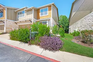 516 E Slaughter Ln, Austin, TX 78744 - Photo 2
