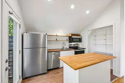 1710 E 16th Street #B, Austin, TX 78702 - Photo 12