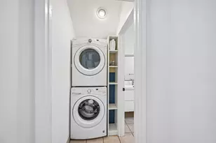1710 E 16th St, Austin, TX 78702 - Photo 14