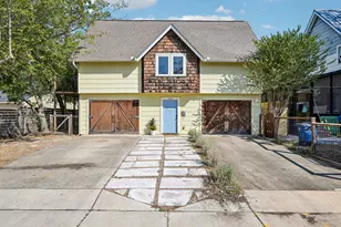 1710 E 16th St, Austin, TX 78702 - Photo 32