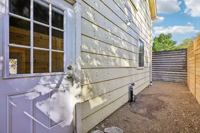 1710 E 16th Street #B, Austin, TX 78702 - Photo 34