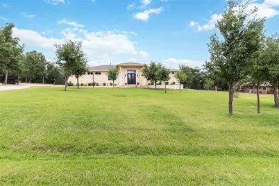 129 Powder Horn Road, Bastrop, TX 78602 - Photo 2