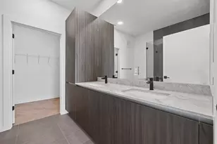 2209 S 1st St, Austin, TX 78704 - Photo 14