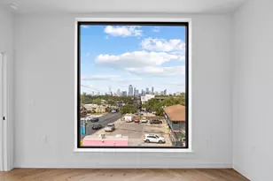 2209 S 1st St, Austin, TX 78704 - Photo 12