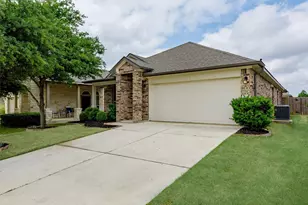 633 Carly Ann Ln, Leander, TX 78641 - Photo 2