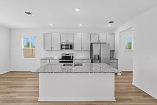 503 Unakite Trl, Liberty Hill, TX 78642 - Photo 2