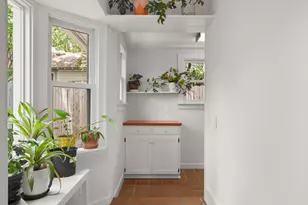 517 E 38th 1/2 St, Austin, TX 78751 - Photo 22