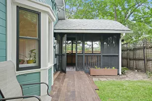 517 E 38th 1/2 St, Austin, TX 78751 - Photo 28
