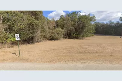 542 Riverside Drive, Bastrop, TX 78602 - Photo 2