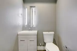 1224 Eleanor St, Austin, TX 78721 - Photo 14