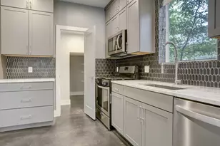 1224 Eleanor St, Austin, TX 78721 - Photo 6