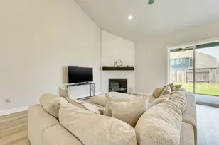 17420 Autumn Falls Dr, Manor, TX 78653 - Photo 6