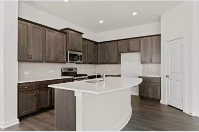 160 Biscayne Drive, Kyle, TX 78640 - Photo 4