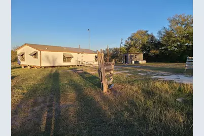 1023 Sierra Drive, Lockhart, TX 78644 - Photo 34