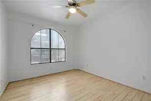 2505 San Gabriel St, Austin, TX 78705 - Photo 8