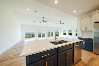 18716 W Lakeview Drive, Jonestown, TX 78645 - Photo 10