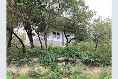 18716 W Lakeview Drive, Jonestown, TX 78645 - Photo 26