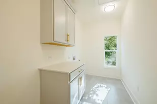 18716 W Lakeview Dr, Jonestown, TX 78645 - Photo 14