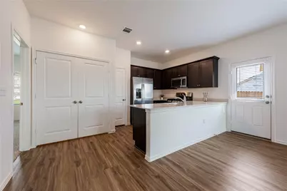 5920 Eden Drive, Austin, TX 78747 - Photo 8