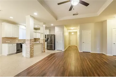 124 Thrasher Cove, Leander, TX 78641 - Photo 2