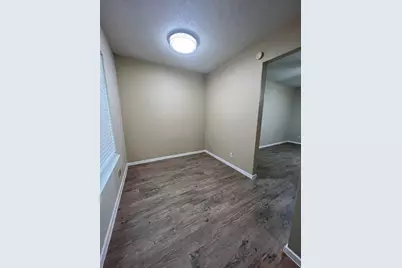 202 E 32nd Street #2, Austin, TX 78705 - Photo 2