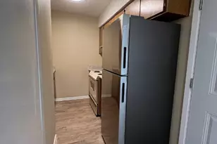 202 E 32nd St, Austin, TX 78705 - Photo 4