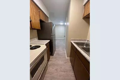 202 E 32nd Street #2, Austin, TX 78705 - Photo 6