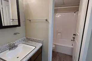 202 E 32nd St, Austin, TX 78705 - Photo 20