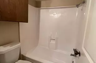 202 E 32nd St, Austin, TX 78705 - Photo 16