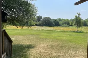 1010 Co Rd 490, Elgin, TX 78621 - Photo 4