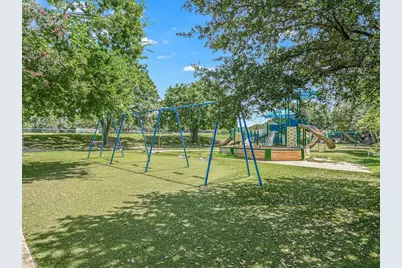 1601 Barn Swallow Drive, Austin, TX 78746 - Photo 34