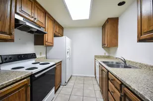 2529 Rio Grande St, Austin, TX 78705 - Photo 8