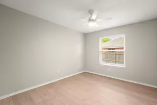 2113 Rosemary Ln, Round Rock, TX 78664 - Photo 18