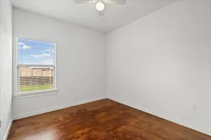 9913 Little Creek Cir, Dripping Springs, TX 78620 - Photo 18