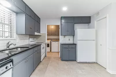 1704 San Antonio Street, Austin, TX 78701 - Photo 14