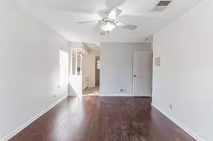 1704 San Antonio St, Austin, TX 78701 - Photo 18