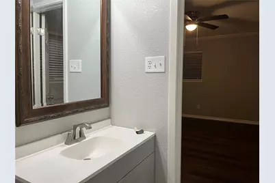 1619 E Cripple Creek Drive, Austin, TX 78758 - Photo 22