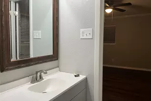 1619 E Cripple Creek Dr, Austin, TX 78758 - Photo 22