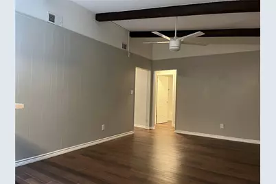 1619 E Cripple Creek Drive, Austin, TX 78758 - Photo 10