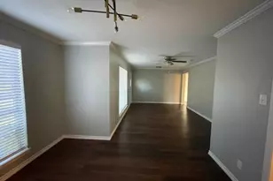 1619 E Cripple Creek Dr, Austin, TX 78758 - Photo 4