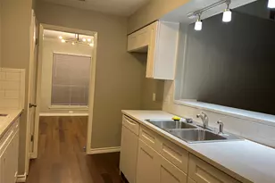 1619 E Cripple Creek Dr, Austin, TX 78758 - Photo 6