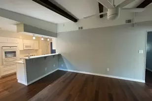 1619 E Cripple Creek Dr, Austin, TX 78758 - Photo 12