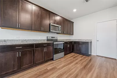 316 Stone Water Lane, Jarrell, TX 76537 - Photo 12