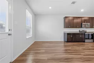 316 Stone Water Ln, Jarrell, TX 76537 - Photo 10