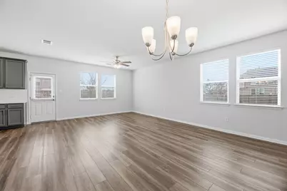 211 Silver Glen Drive, Kyle, TX 78640 - Photo 10