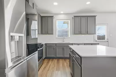 211 Silver Glen Drive, Kyle, TX 78640 - Photo 14