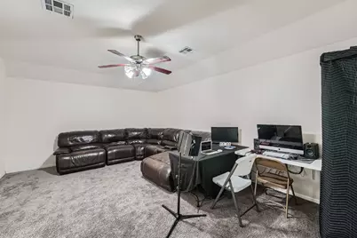 2004 S Ash Cove W, Hutto, TX 78634 - Photo 32