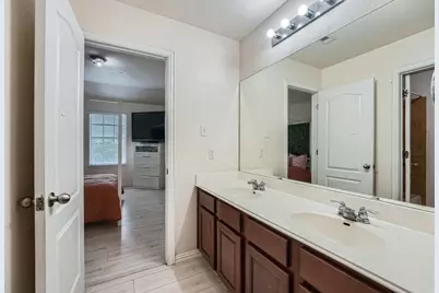 2004 S Ash Cove W, Hutto, TX 78634 - Photo 20