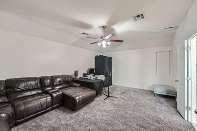 2004 S Ash Cove W, Hutto, TX 78634 - Photo 30