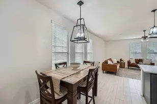 2004 S Ash Cove W, Hutto, TX 78634 - Photo 12